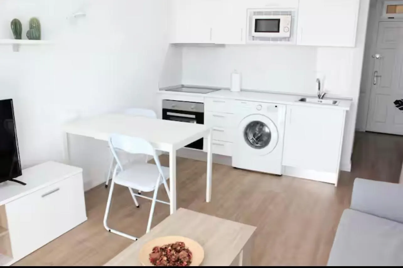 Ocean Breeze Retreat Apartment Playa de las Americas  0*, Playa de las Americas (Tenerife) Spain