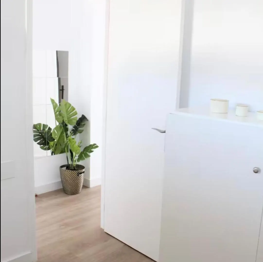 Ocean Breeze Retreat Apartment Playa de las Americas  0*, Playa de las Americas (Tenerife) Spain