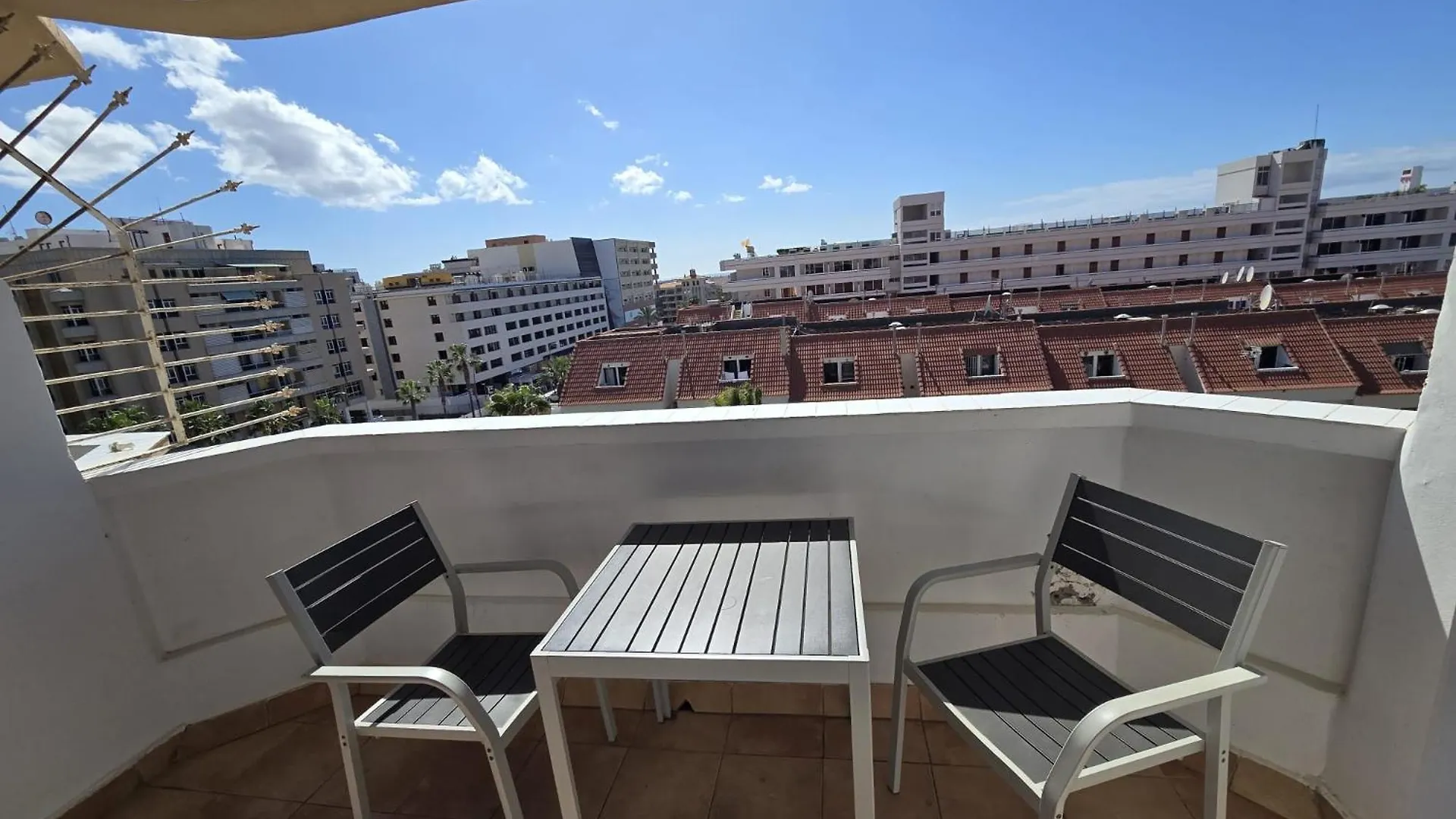 Ocean Breeze Retreat Apartment Playa de las Americas